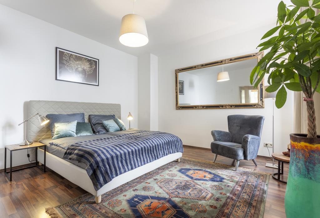 The Rheinsberger - Cosy 2Br One Living Room Up To 6 베를린 외부 사진
