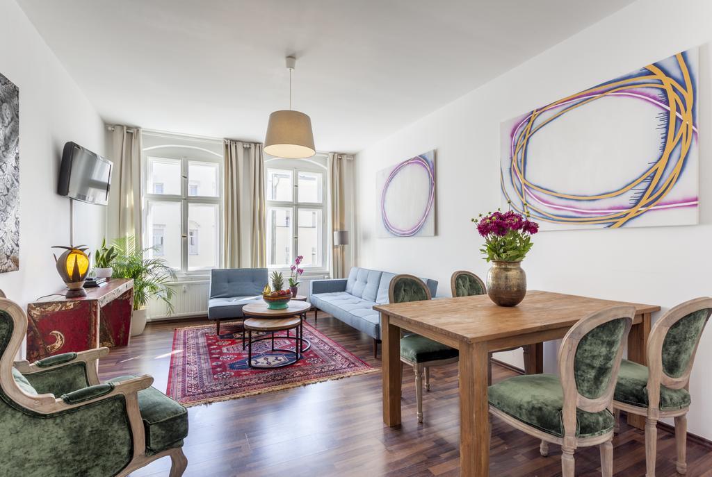 The Rheinsberger - Cosy 2Br One Living Room Up To 6 베를린 외부 사진