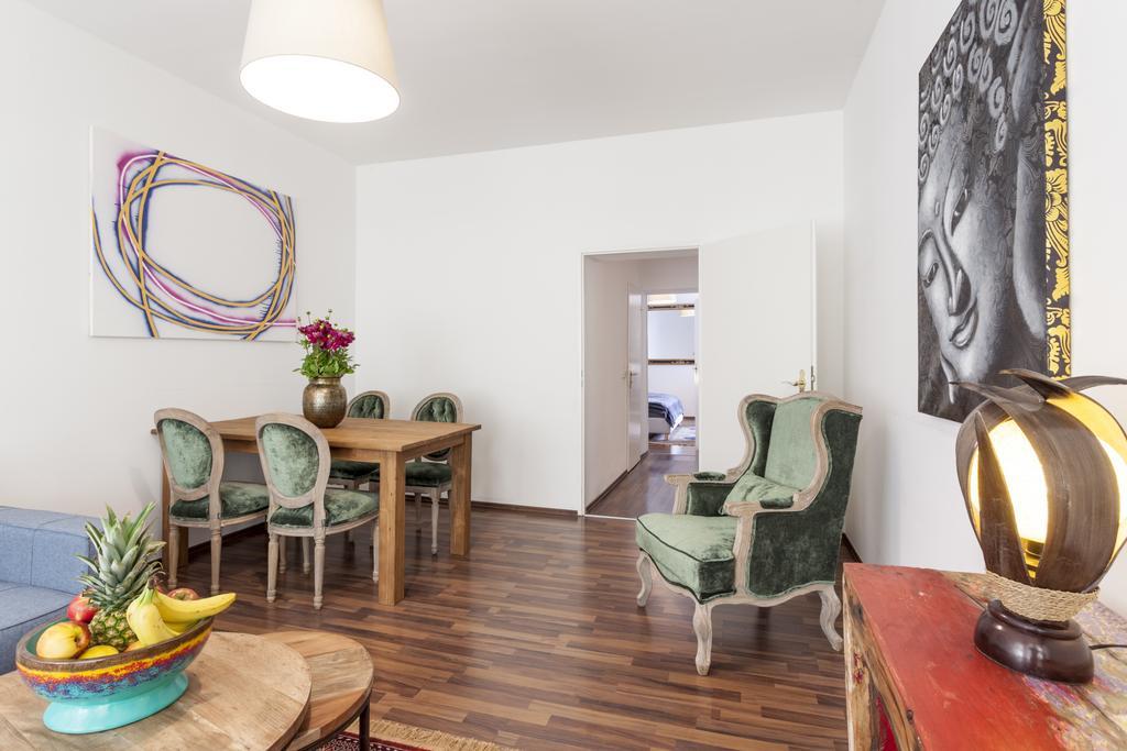 The Rheinsberger - Cosy 2Br One Living Room Up To 6 베를린 외부 사진